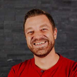 Ralf Bek (Sales Manager)